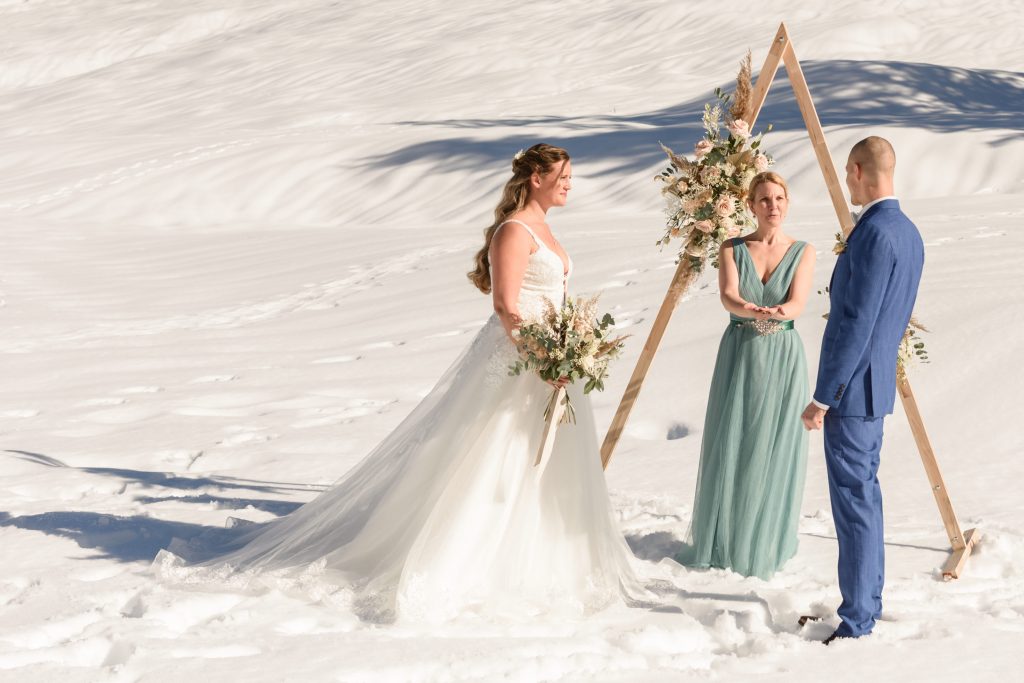 Brautpaarfotos Hochzeit Winter HandfastingSchweiz